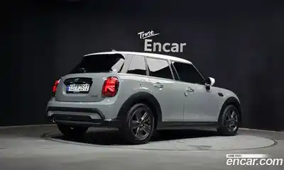 Mini Cooper 2022 1.5 автомат (гидро), миниатюра 2