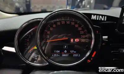 Mini Cooper 2022 1.5 автомат (гидро), миниатюра 8