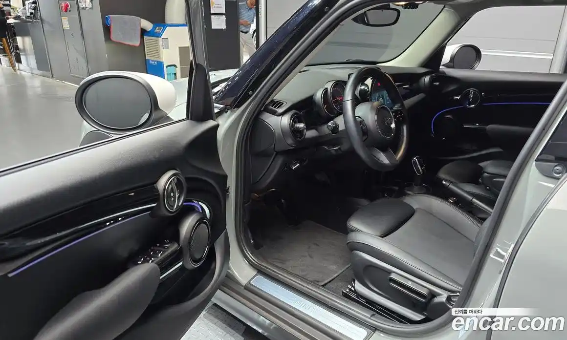 Mini Cooper 2022 1.5 автомат (гидро), фото 10