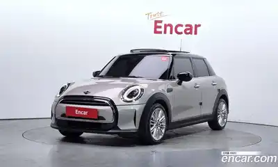 Mini Cooper, 2021, 40 720 км