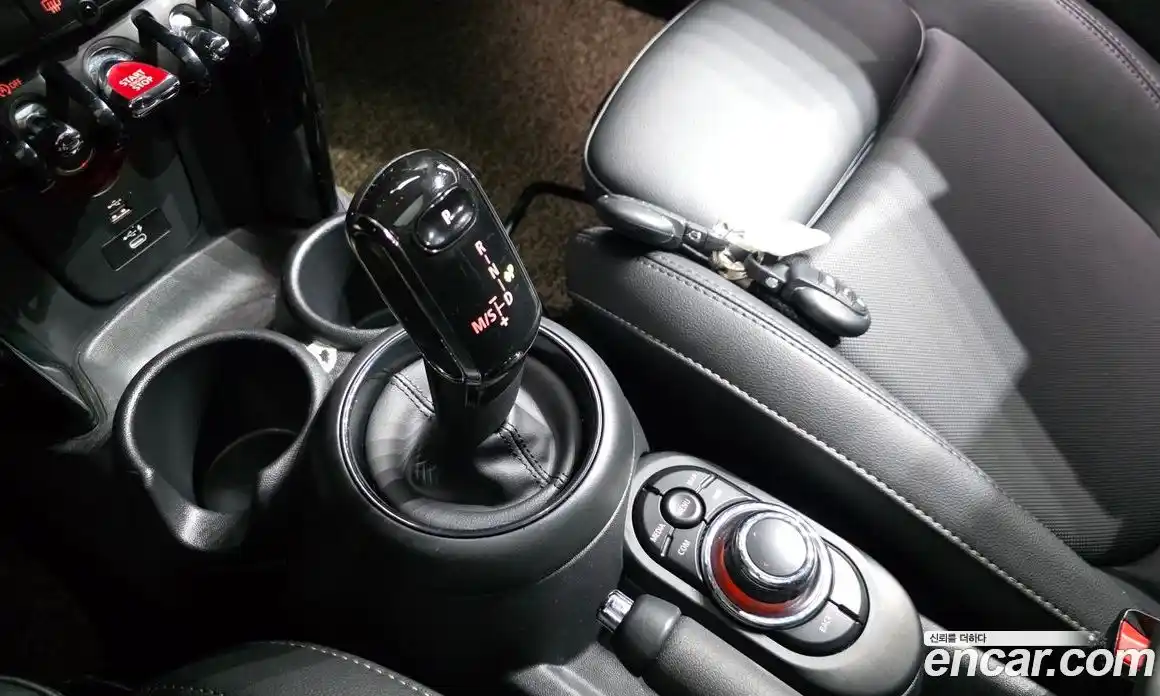 Mini Cooper 2021 1.5 автомат (гидро), фото 12