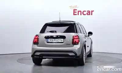 Mini Cooper 2021 1.5 автомат (гидро), миниатюра 4