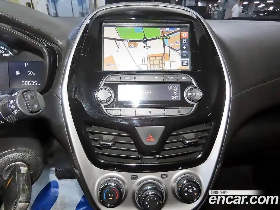 Chevrolet Spark 2017 1.0 автомат (гидро), фото 12