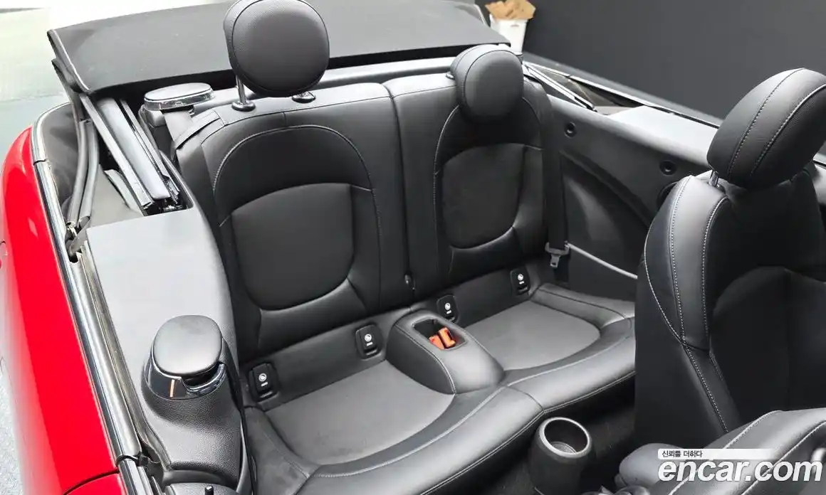 Mini Cooper Convertible 2017 1.5 автомат (гидро), фото 17