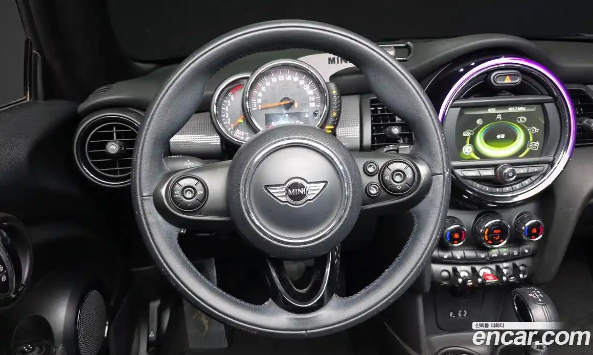 Mini Cooper Convertible 2017 1.5 автомат (гидро), фото 18