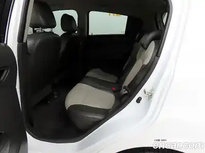 Chevrolet Spark 2012 1.0 автомат (гидро), миниатюра 11