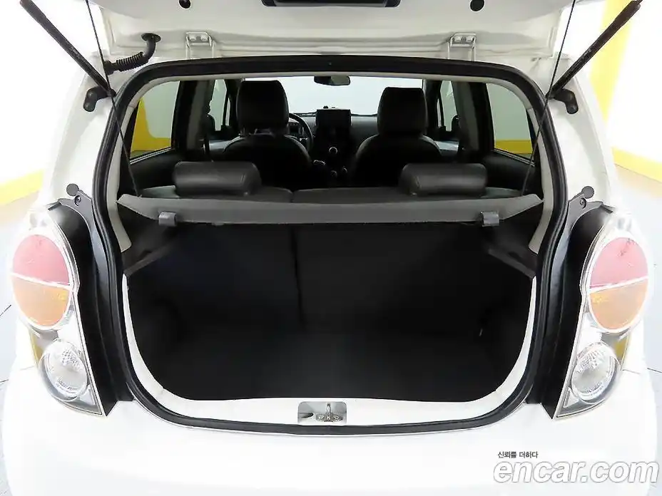 Chevrolet Spark 2012 1.0 автомат (гидро), фото 20