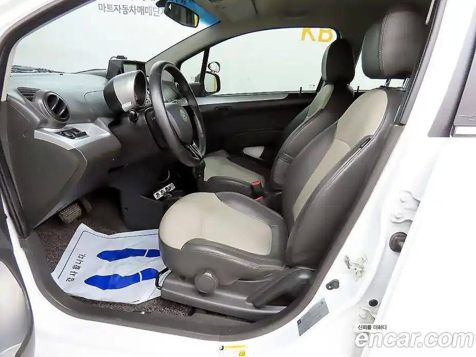 Chevrolet Spark 2012 1.0 автомат (гидро), фото 10
