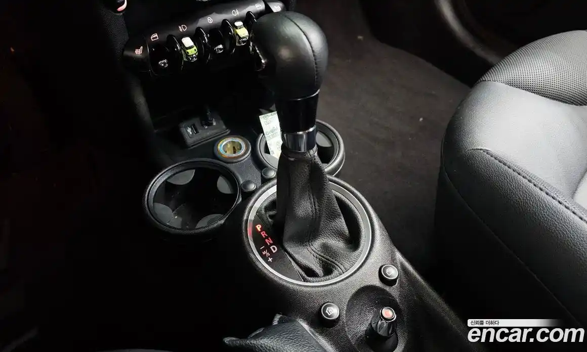 Mini Cooper 2012 1.6 автомат (гидро), фото 9