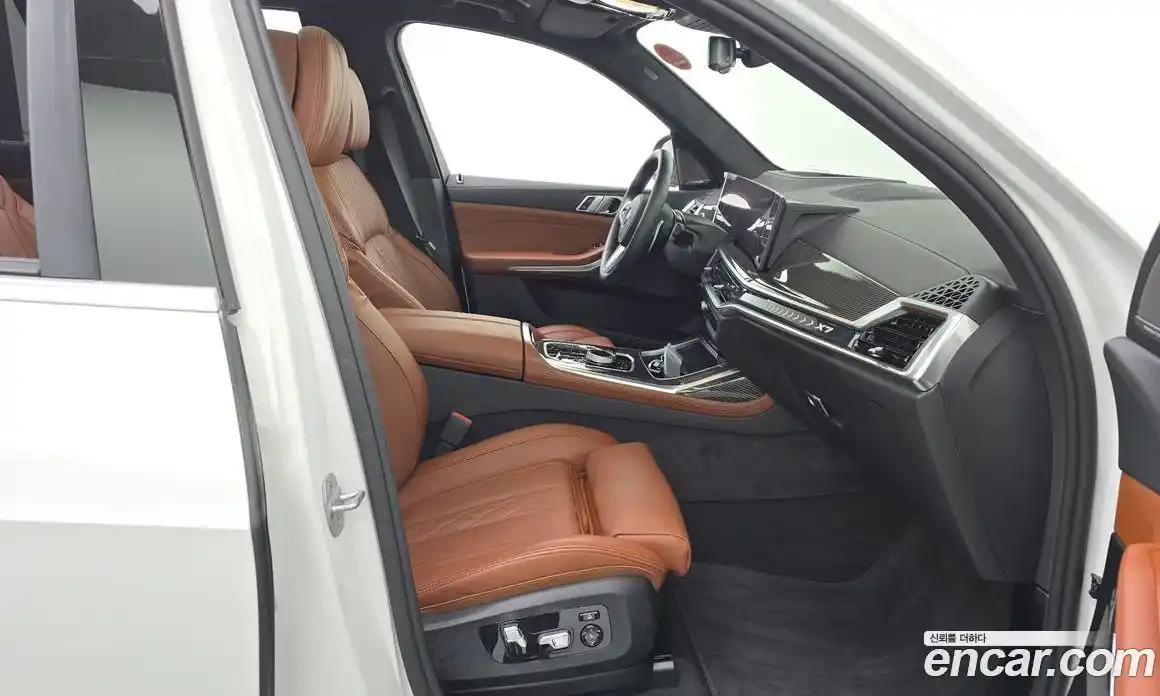 BMW X7 2025 3.0 автомат (гидро), фото 16