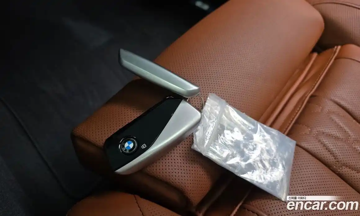 BMW X7 2025 3.0 автомат (гидро), фото 21