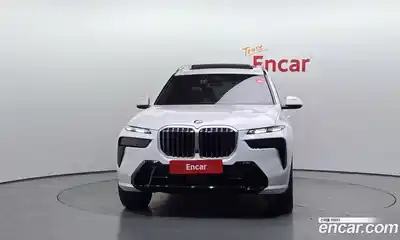 BMW X7 2025 3.0 автомат (гидро), миниатюра 3