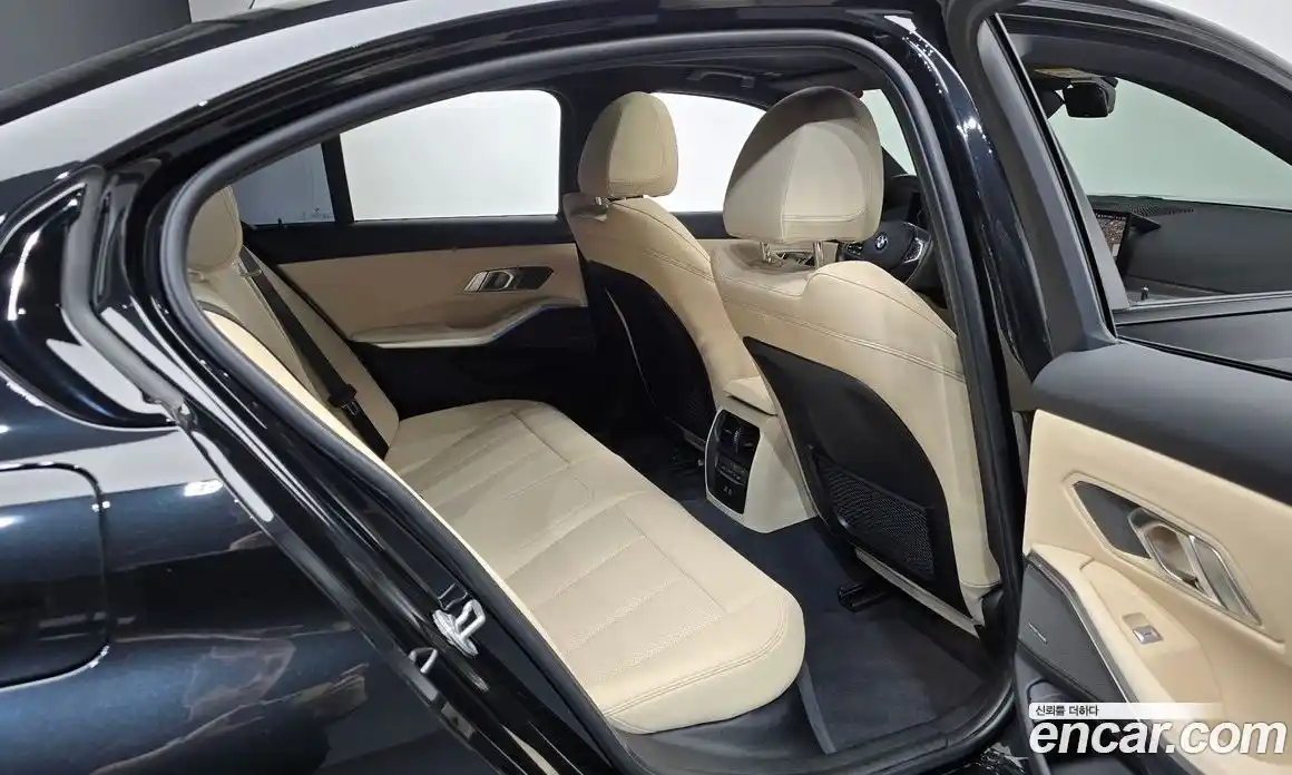 BMW 3 серия 2023 2.0 автомат (гидро), фото 17