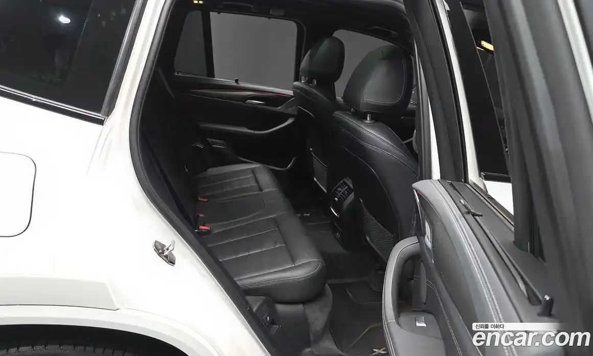 BMW X3 2024 2.0 автомат (гидро), фото 18