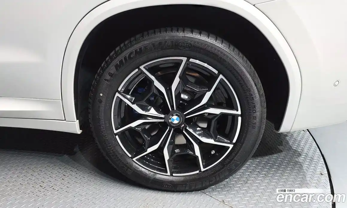 BMW X3 2024 2.0 автомат (гидро), фото 7