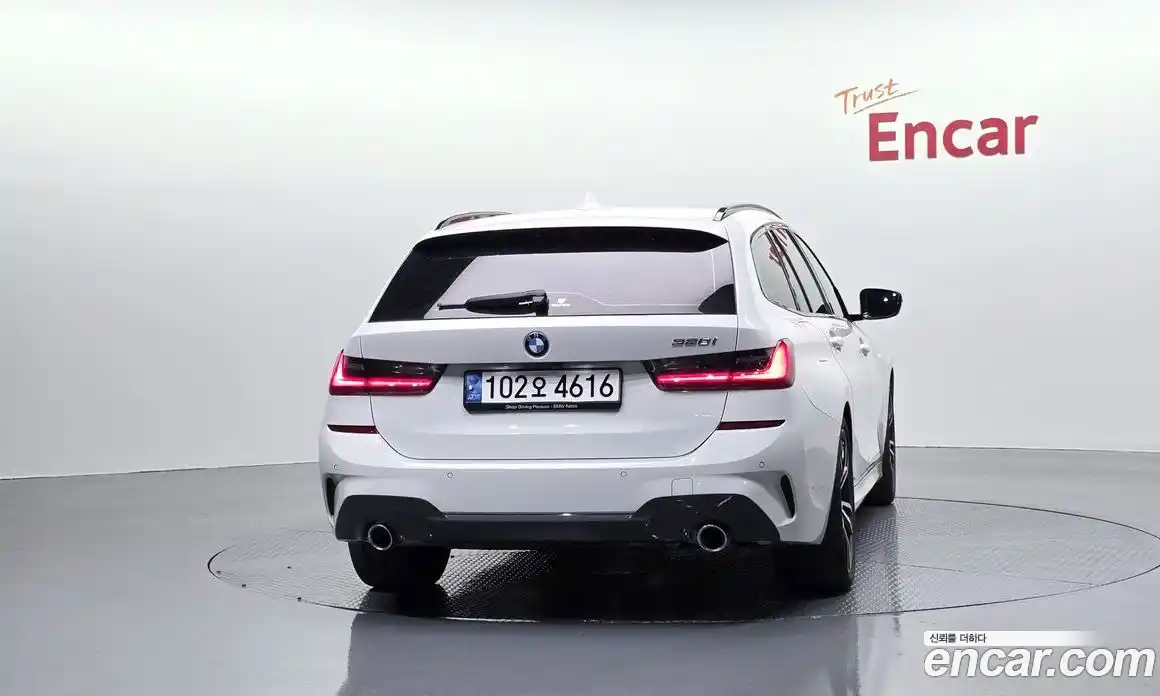 BMW 3 серия 2022 2.0 автомат (гидро), фото 4
