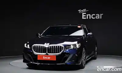 BMW 5 серия 2024 2.0 автомат (гидро), миниатюра 3