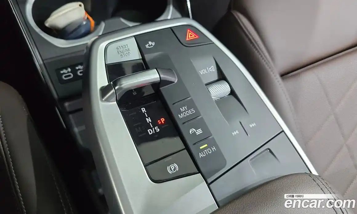 BMW X1 2023 2.0 автомат (гидро), фото 12