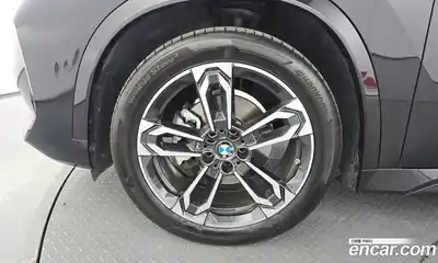 BMW X1 2023 2.0 автомат (гидро), миниатюра 5