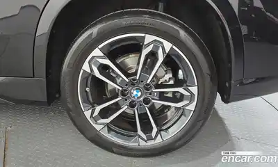 BMW X1 2023 2.0 автомат (гидро), миниатюра 7