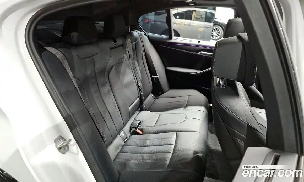 BMW 5 серия 2023 2.0 автомат (гидро), фото 17