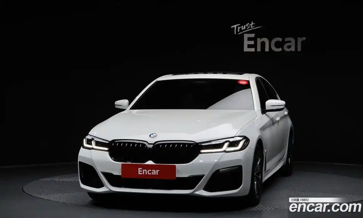 BMW 5 серия 2023 2.0 автомат (гидро), фото 3