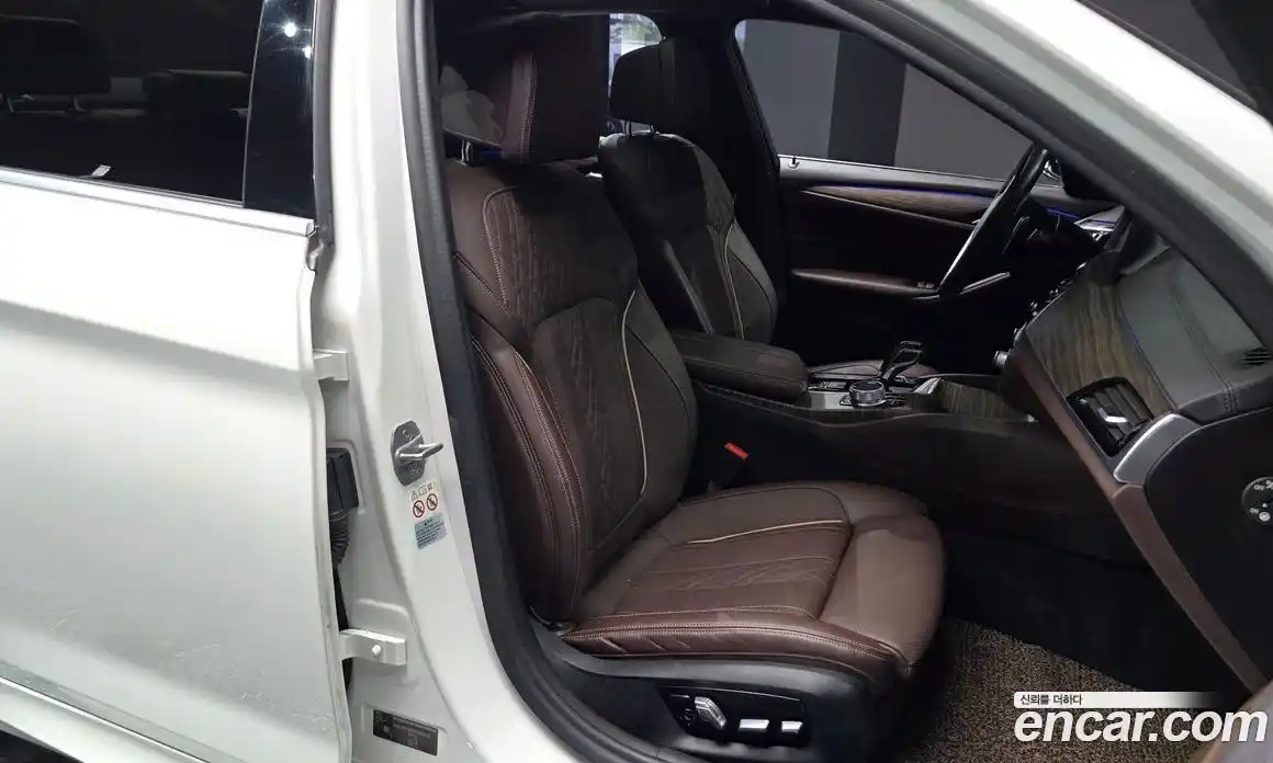 BMW 5 серия 2019 2.0 автомат (гидро), фото 16