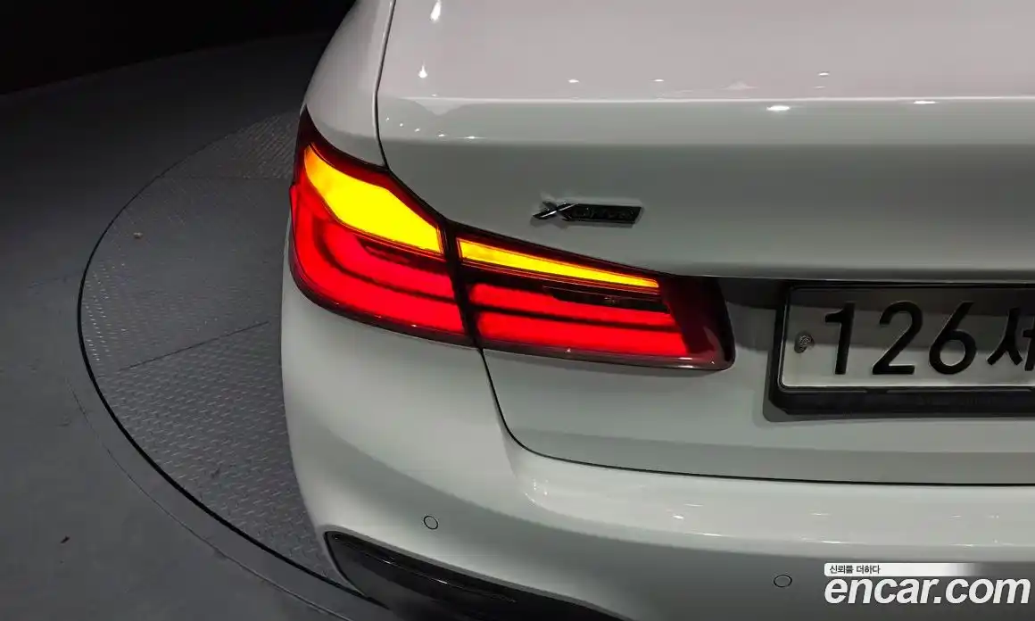 BMW 5 серия 2019 2.0 автомат (гидро), фото 9