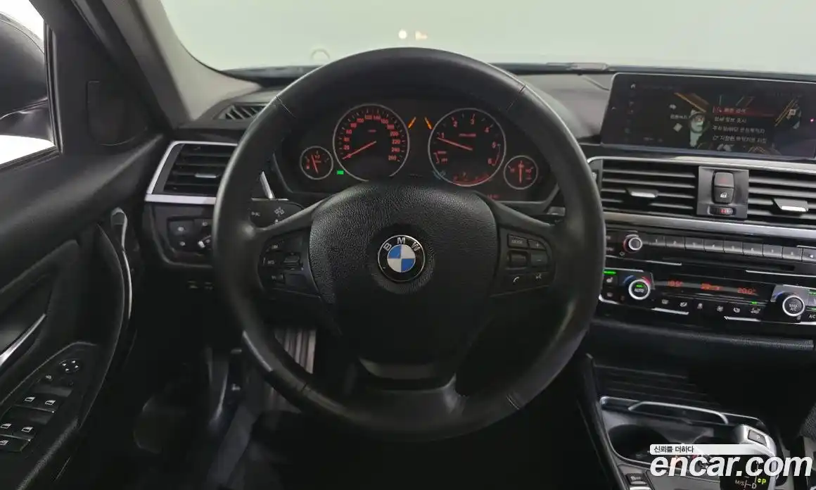BMW 3 серия 2018 2.0 автомат (гидро), фото 13