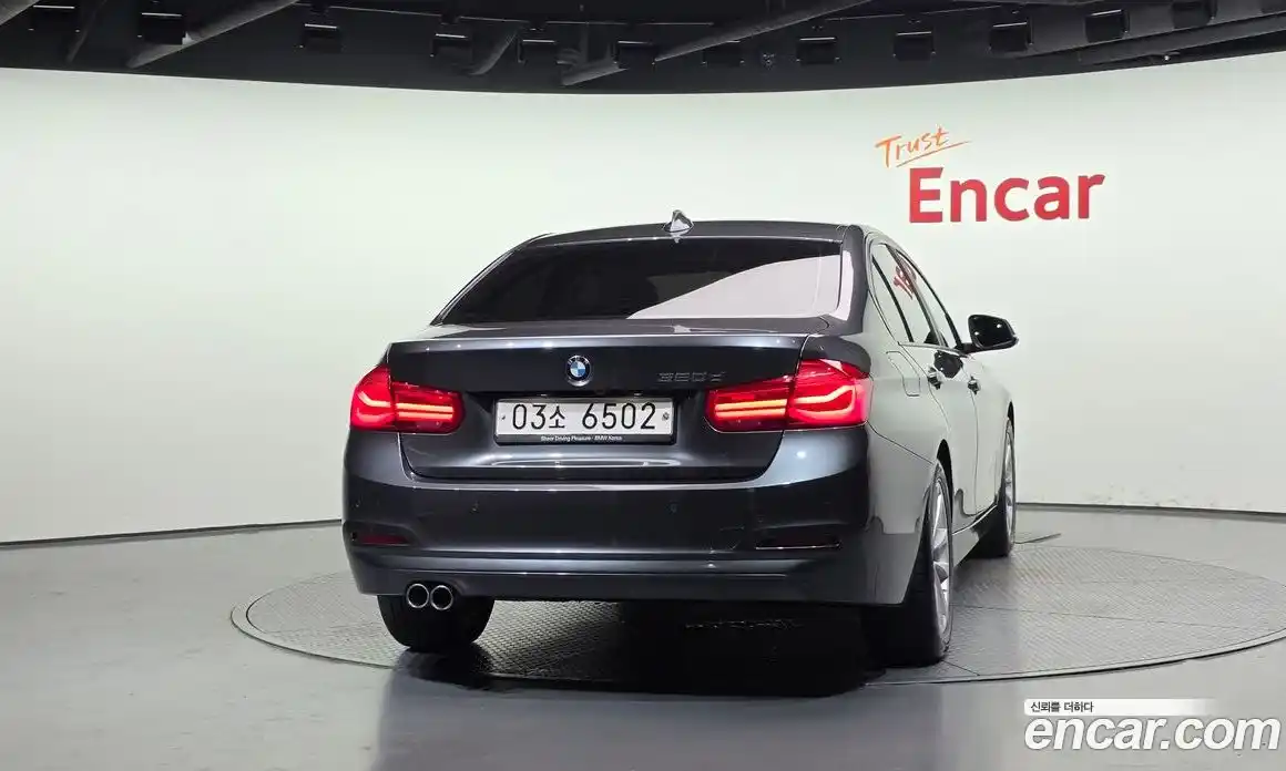 BMW 3 серия 2018 2.0 автомат (гидро), фото 4