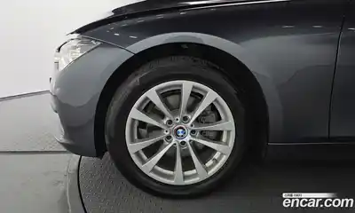 BMW 3 серия 2018 2.0 автомат (гидро), миниатюра 5
