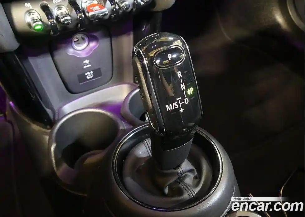 Mini Cooper 2022 2.0 автомат (гидро), фото 9