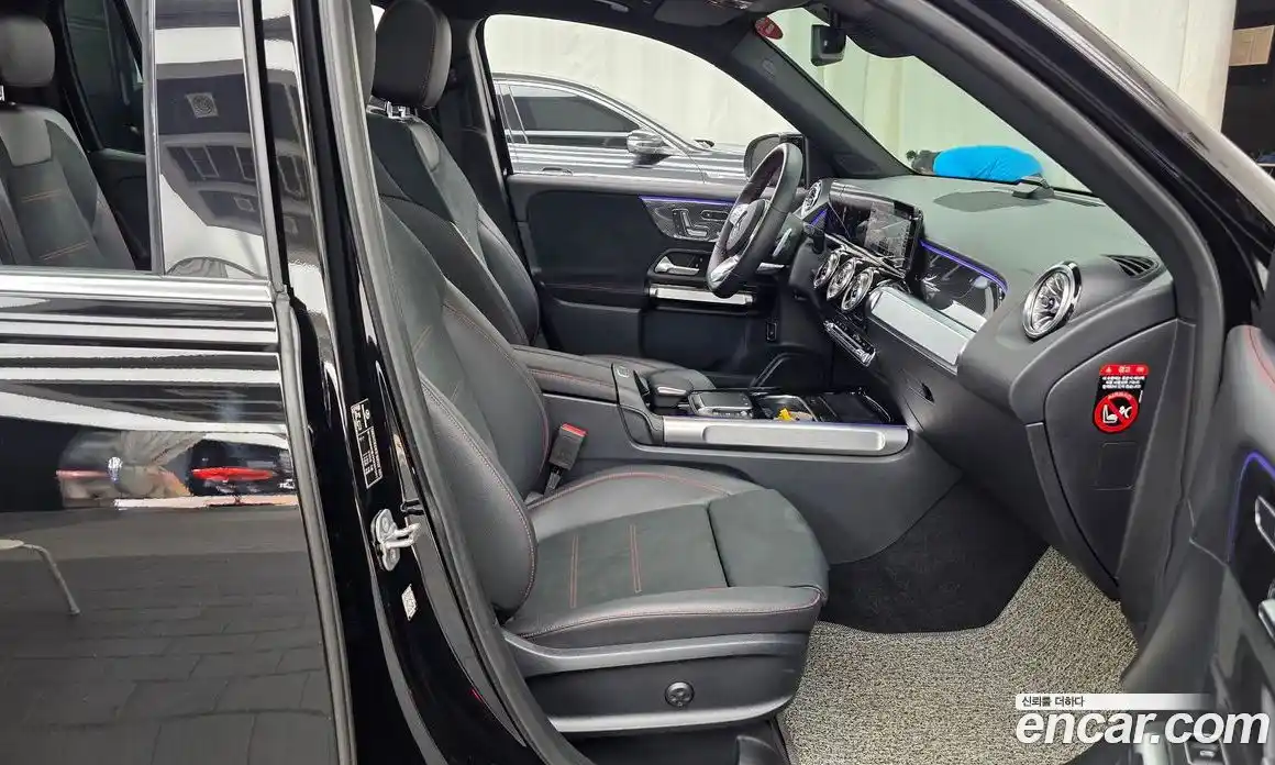 Mercedes-Benz GLB-Class 2023 2.0 гидро, фото 17