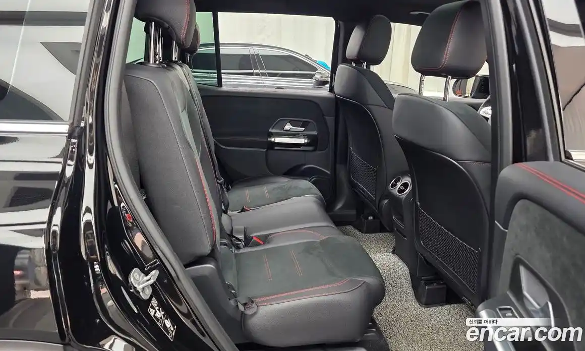 Mercedes-Benz GLB-Class 2023 2.0 гидро, фото 18