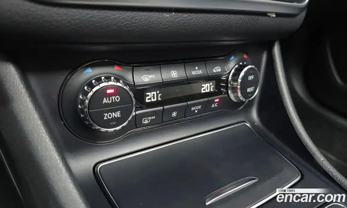 Mercedes-Benz GLA-Class 2018 2.0 гидро, фото 23