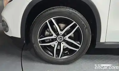 Mercedes-Benz GLA-Class 2018 2.0 гидро, миниатюра 4
