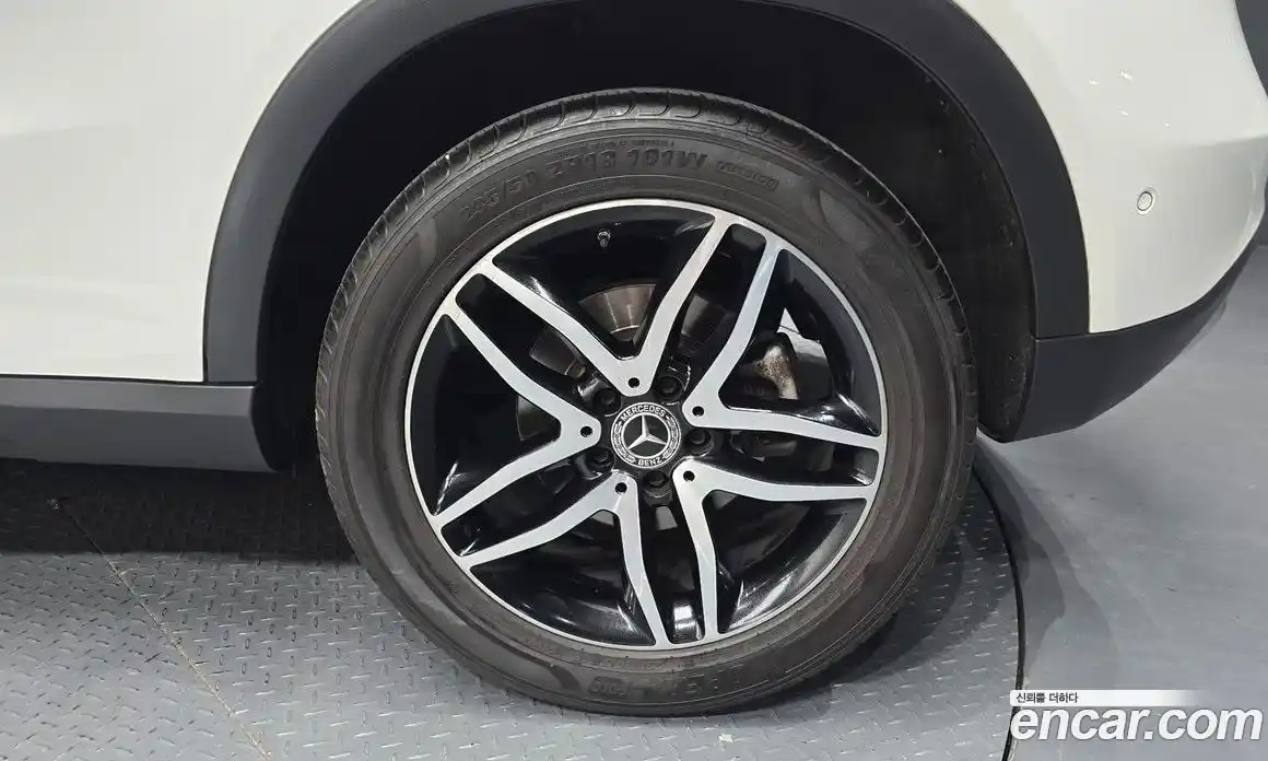 Mercedes-Benz GLA-Class 2018 2.0 гидро, фото 6