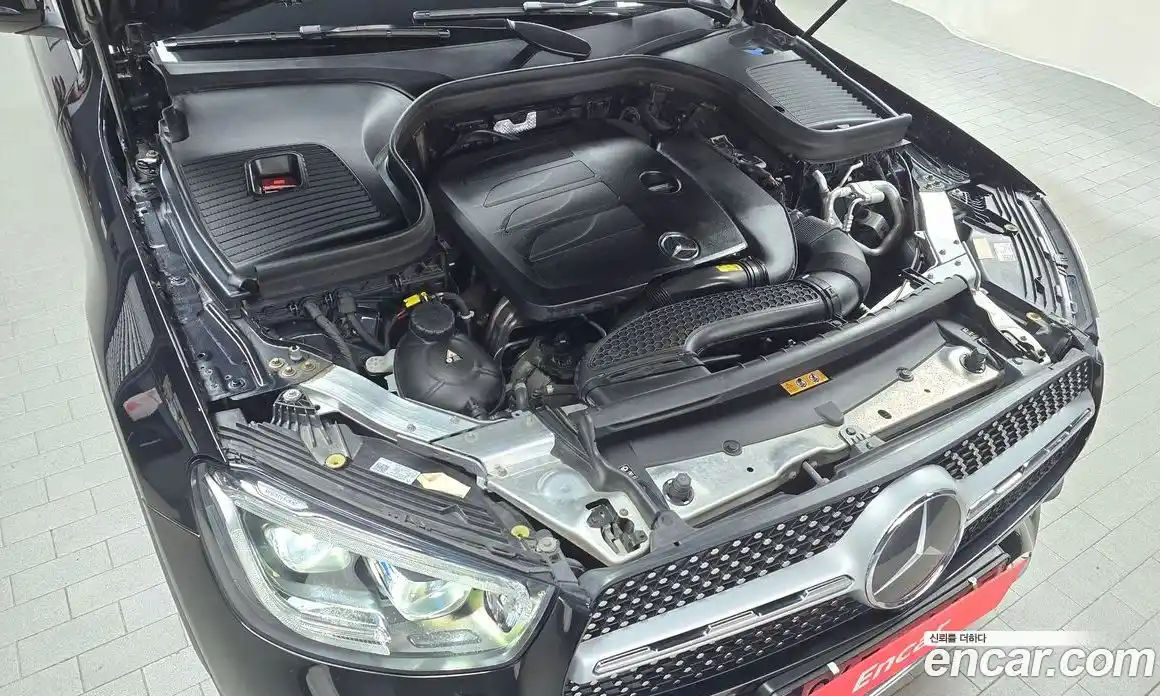 Mercedes-Benz GLC-Class 2023 2.0 гидро, фото 6