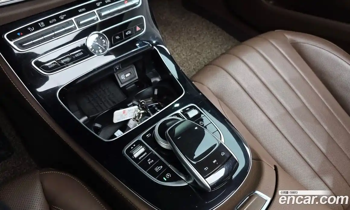 Mercedes-Benz E-Class 2019 2.0 автомат (гидро), фото 12