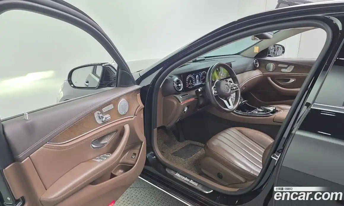 Mercedes-Benz E-Class 2019 2.0 автомат (гидро), фото 13