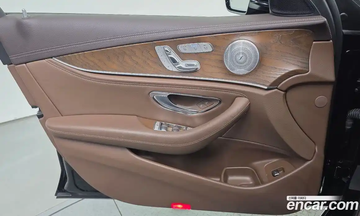 Mercedes-Benz E-Class 2019 2.0 автомат (гидро), фото 14
