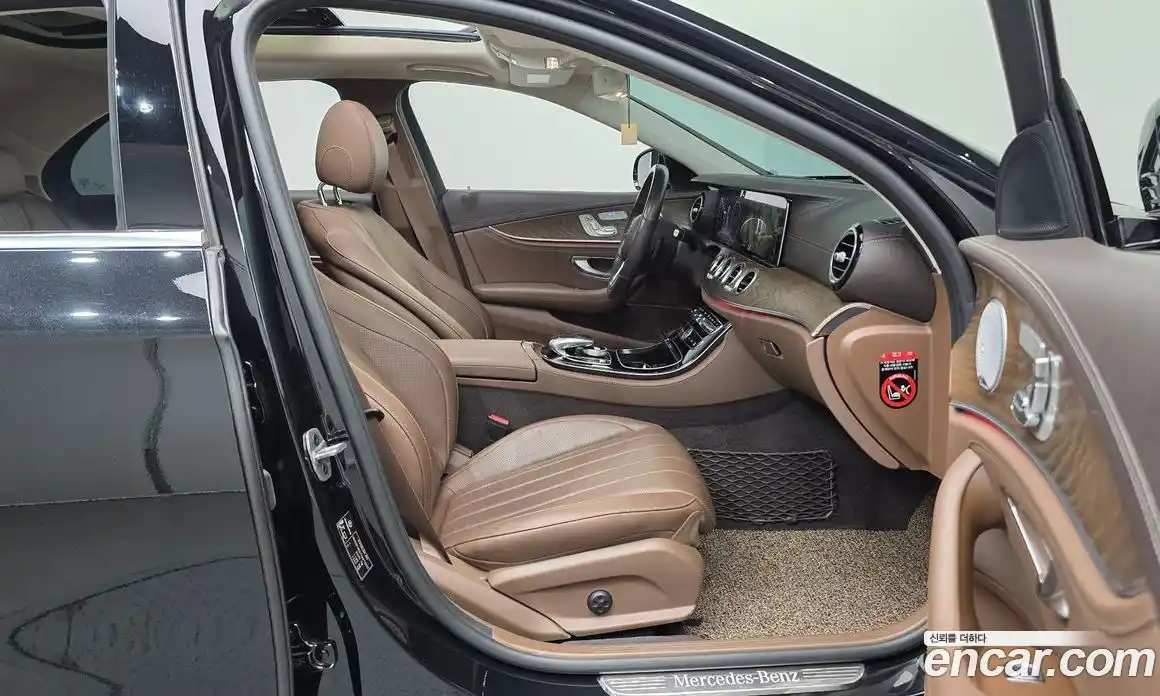 Mercedes-Benz E-Class 2019 2.0 автомат (гидро), фото 16