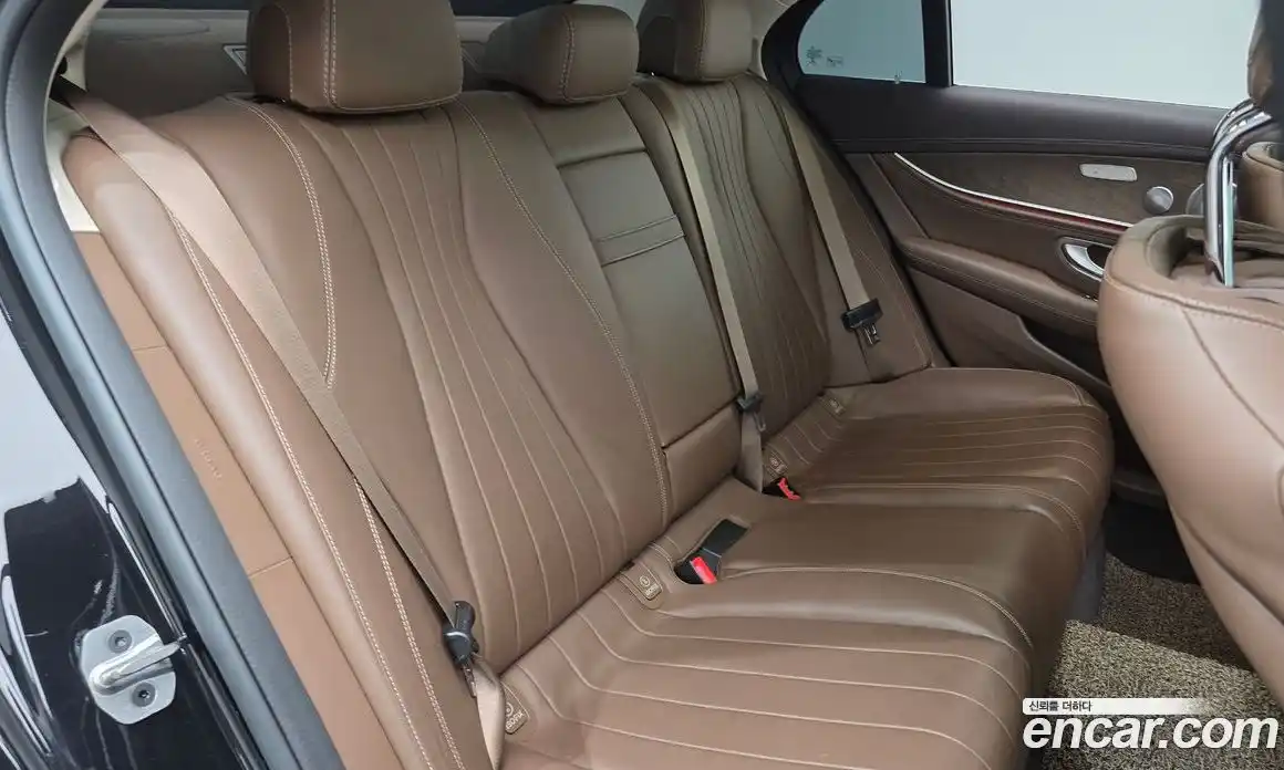 Mercedes-Benz E-Class 2019 2.0 автомат (гидро), фото 18