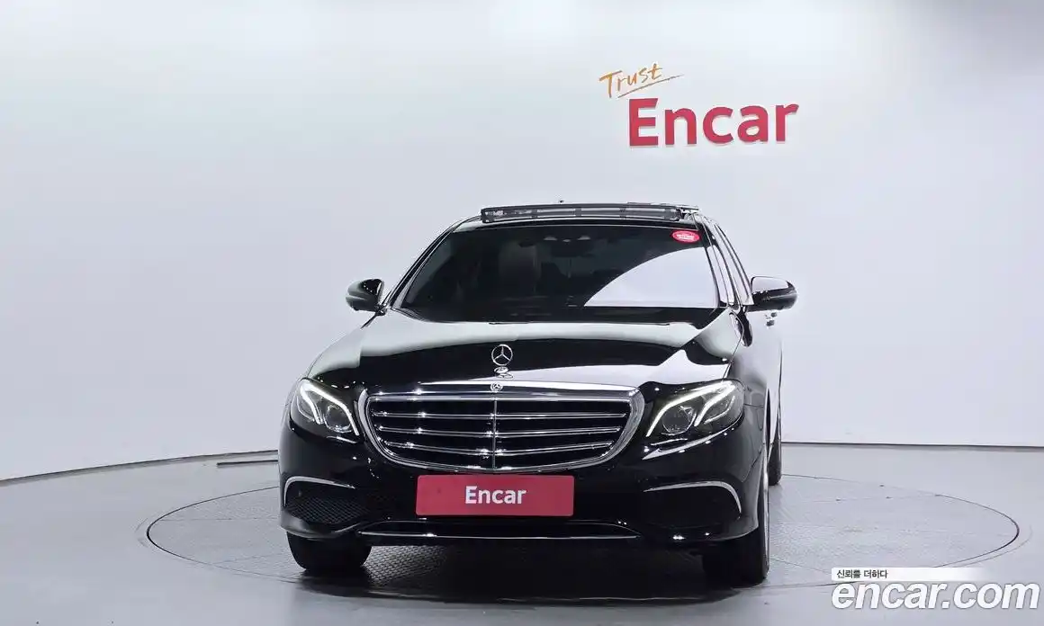 Mercedes-Benz E-Class 2019 2.0 автомат (гидро), фото 3