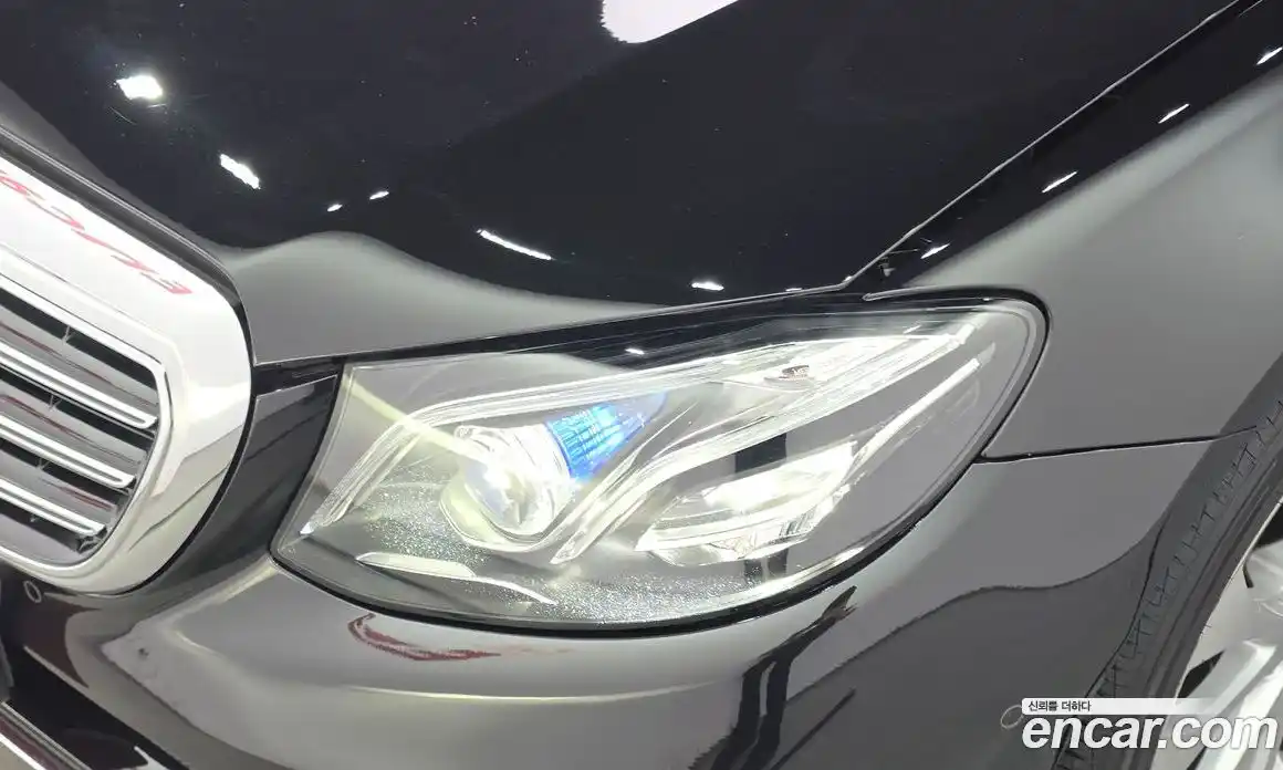 Mercedes-Benz E-Class 2019 2.0 автомат (гидро), фото 8