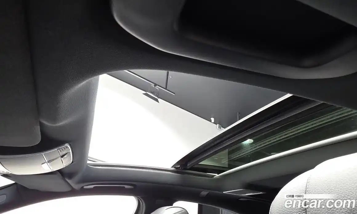 Mercedes-Benz S-Class 2015 3.0 гидро, фото 17 Mercedes-Benz S-Class 2015 3.0 гидро, фото 17
