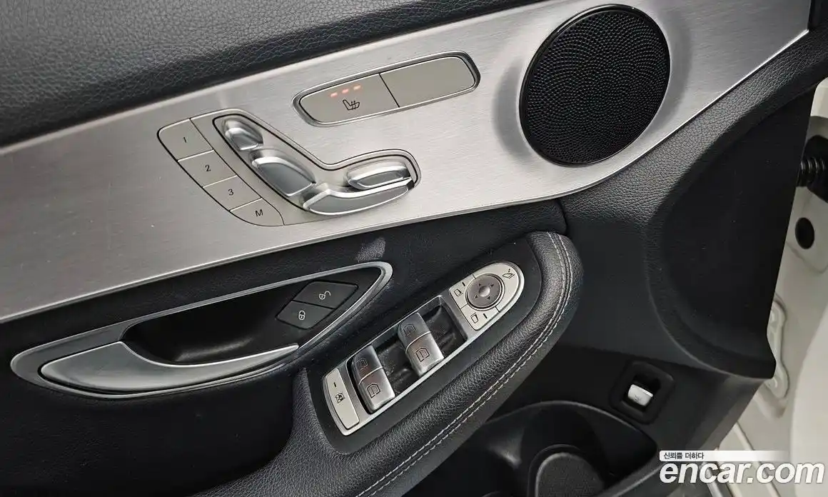 Mercedes-Benz C-Class 2018 2.1 гидро, фото 23 Mercedes-Benz C-Class 2018 2.1 гидро, фото 23