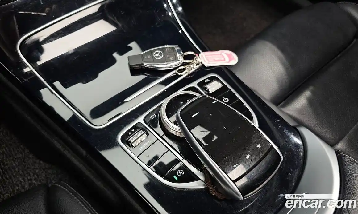 Mercedes-Benz C-Class 2018 2.1 гидро, фото 24 Mercedes-Benz C-Class 2018 2.1 гидро, фото 24