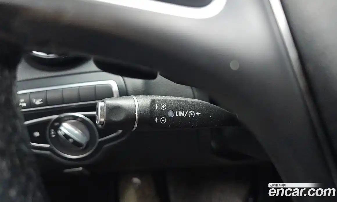 Mercedes-Benz C-Class 2018 2.1 гидро, фото 30 Mercedes-Benz C-Class 2018 2.1 гидро, фото 30