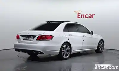 Mercedes-Benz E-Class 2014 3.5 автомат (гидро), миниатюра 2